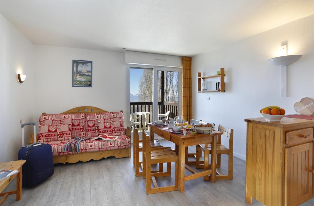 Les Balcons Du Soleil Aparthotel Font-Romeu-Odeillo-Via Exteriör bild