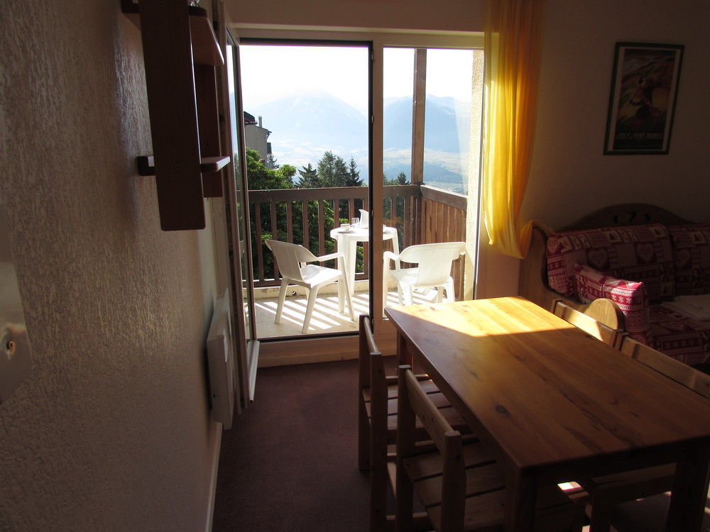 Les Balcons Du Soleil Aparthotel Font-Romeu-Odeillo-Via Exteriör bild