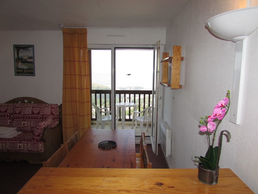 Les Balcons Du Soleil Aparthotel Font-Romeu-Odeillo-Via Exteriör bild