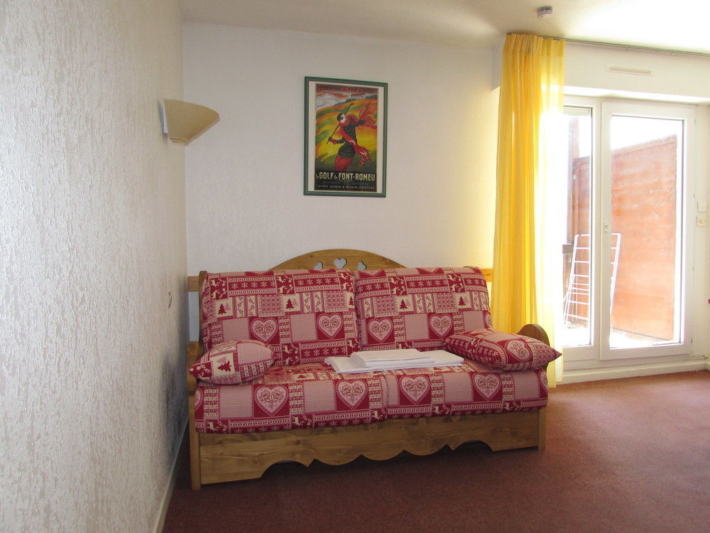 Les Balcons Du Soleil Aparthotel Font-Romeu-Odeillo-Via Exteriör bild